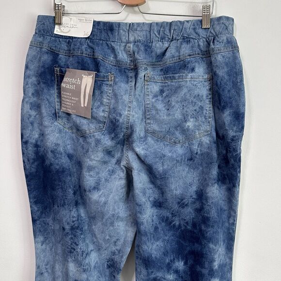Cato Super Hi Rise Pull On Jeans 16 W Plus Flare Leg Blue Tie Dye Raw Hem NEW - Picture 5 of 8